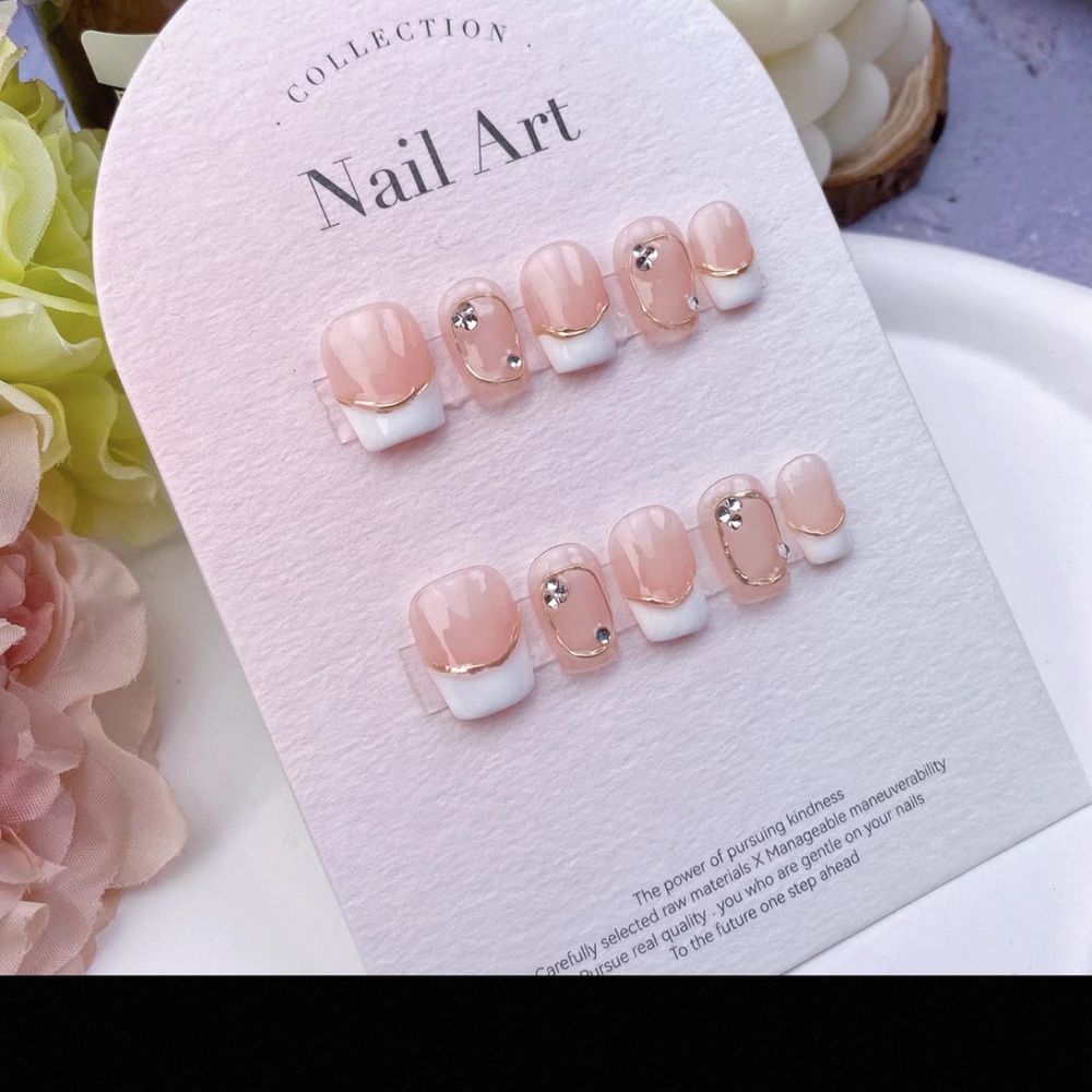Elegant hand-made French Tip reusable Press-On Nails